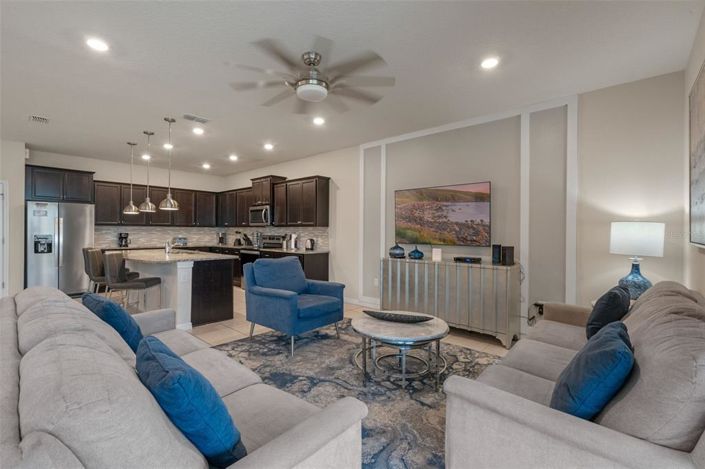 Image No.6-10 Bed Property for sale