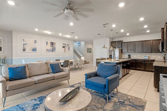 Image No.7-10 Bed Property for sale