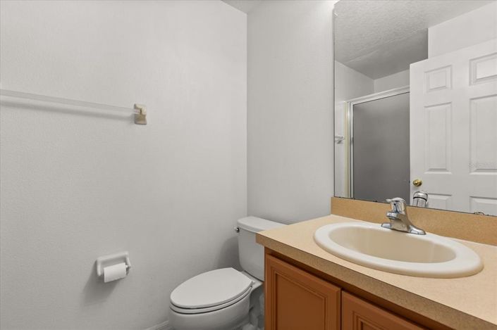 Image No.22-5 Bed Property for sale