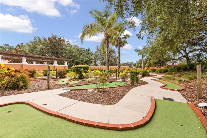 Image No.56-5 Bed Property for sale