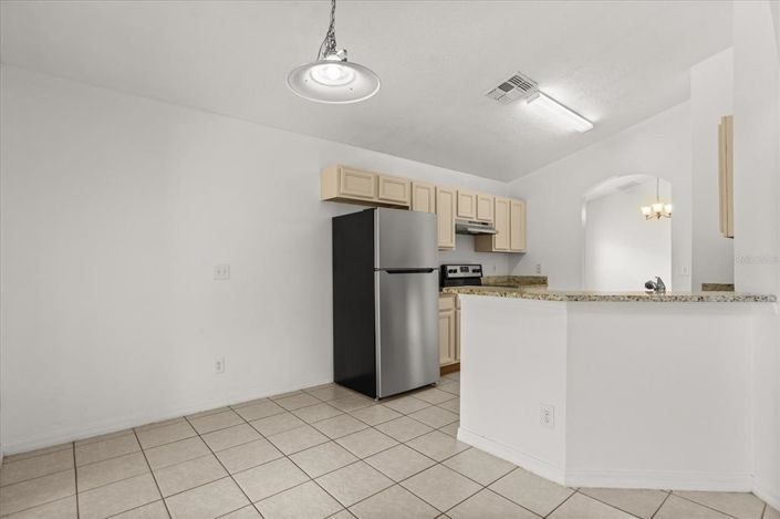 Image No.9-5 Bed Property for sale