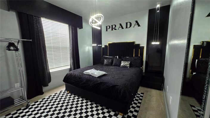 Image No.26-5 Bed Townhouse for sale