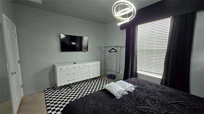 Image No.29-5 Bed Townhouse for sale