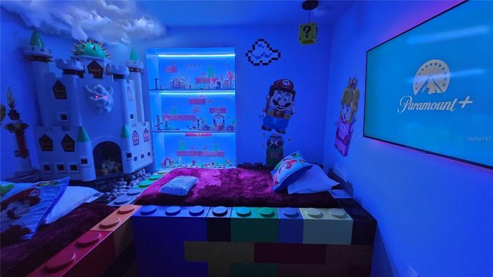 Image No.38-5 Bed Townhouse for sale