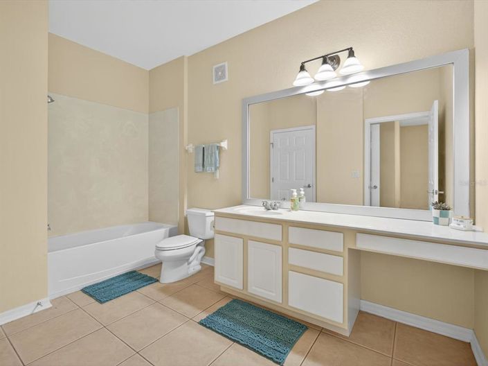 Image No.18-3 Bed Property for sale