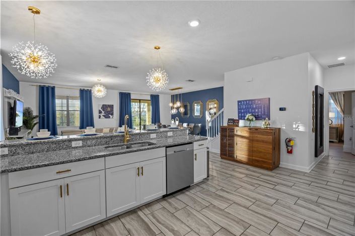 Image No.11-9 Bed House for sale