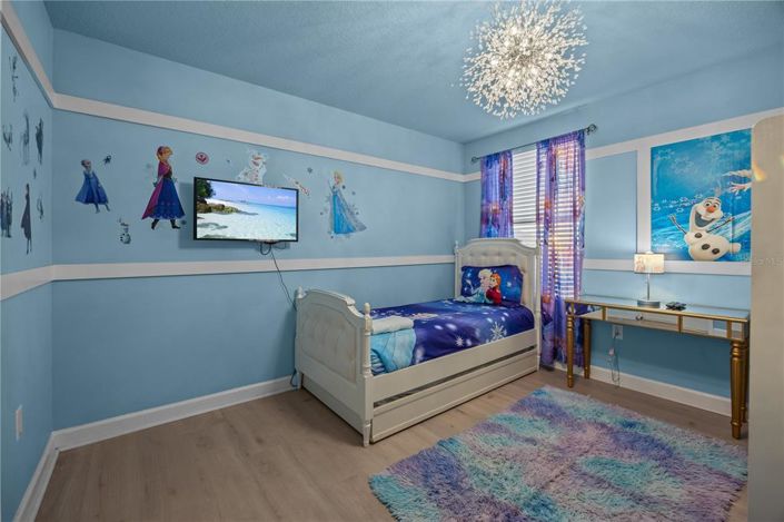 Image No.34-9 Bed Property for sale