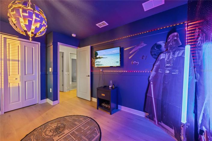 Image No.37-9 Bed House for sale