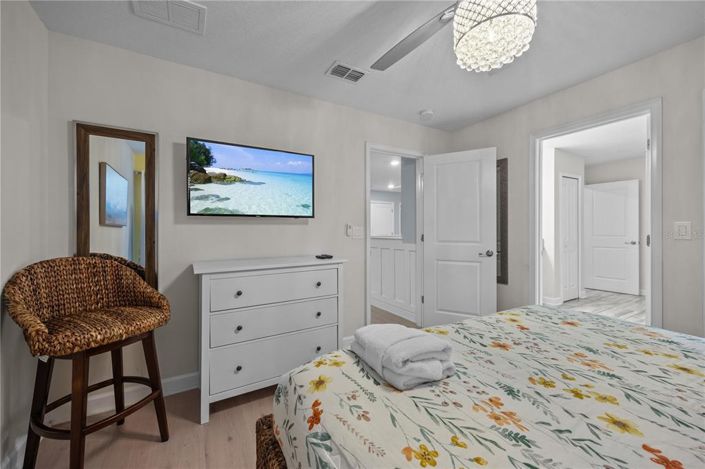 Image No.41-9 Bed House for sale