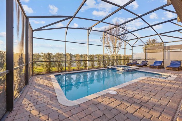 Image No.50-9 Bed House for sale