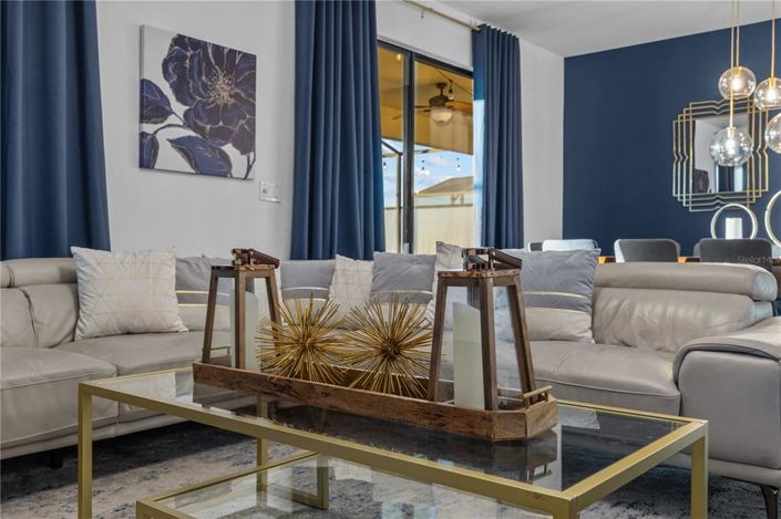 Image No.8-9 Bed House for sale