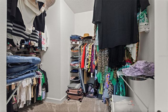 Image No.21-5 Bed Property for sale