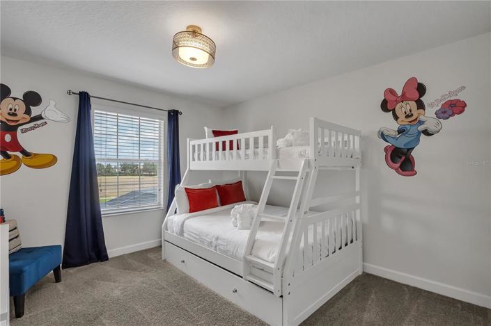 Image No.18-4 Bed Townhouse for sale