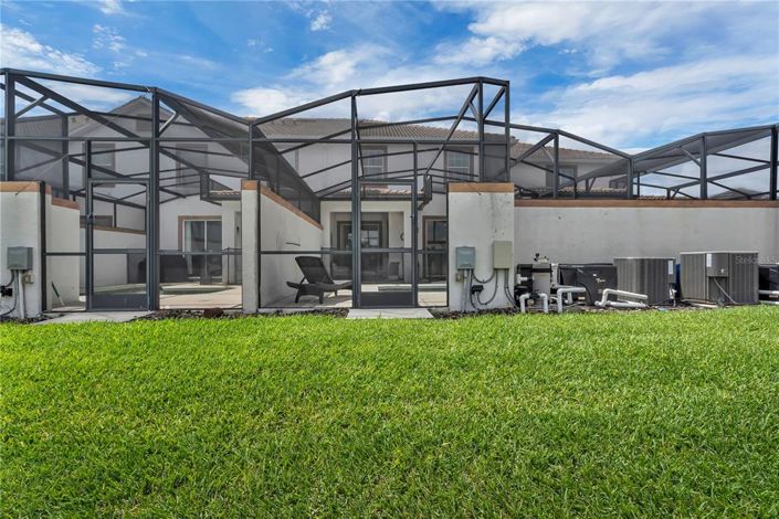 Image No.27-4 Bed Townhouse for sale