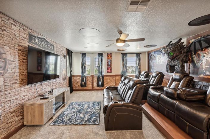 Image No.20-7 Bed House for sale