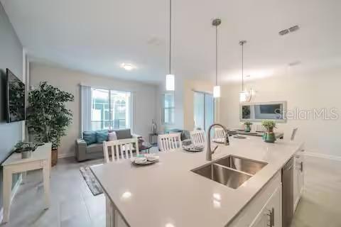 Image No.3-4 Bed Townhouse for sale