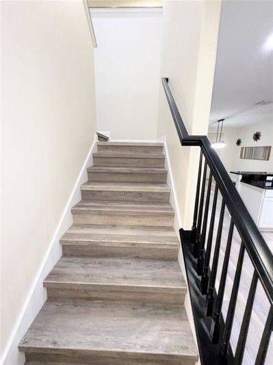 Image No.16-5 Bed Property for sale