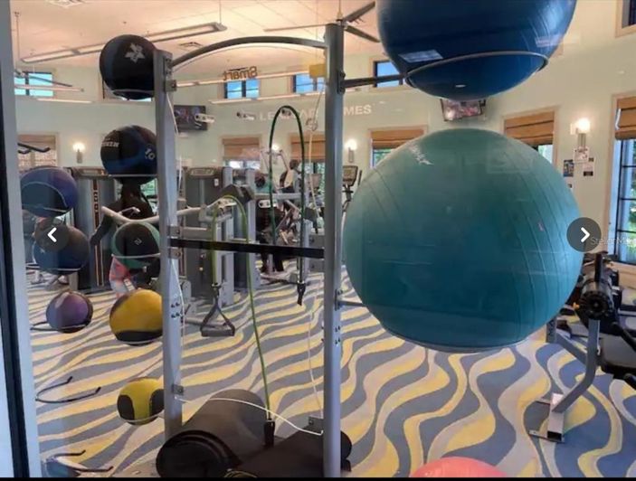 Image No.33-5 Bed Property for sale