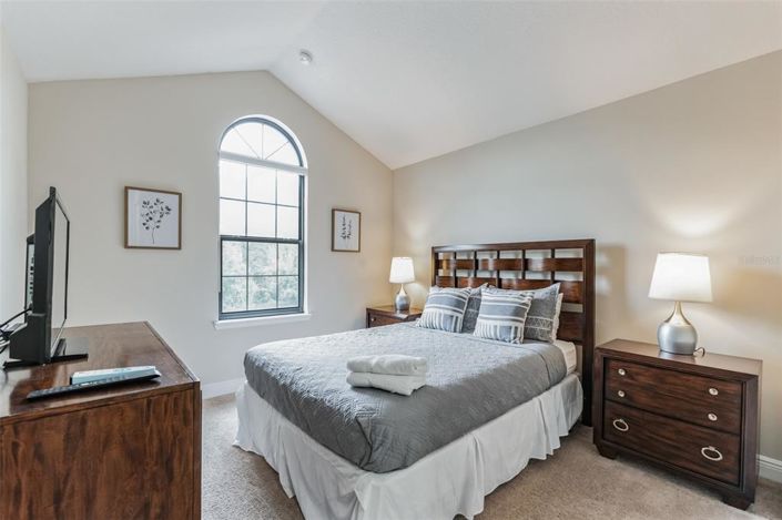 Image No.15-3 Bed Townhouse for sale