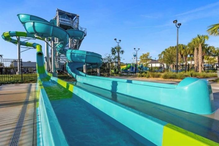 Image No.17-4 Bed Townhouse for sale