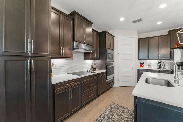 Image No.17-3 Bed House for sale