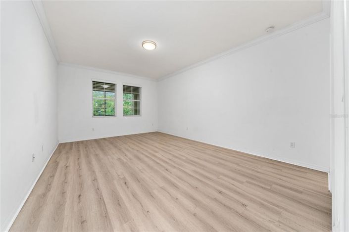 Image No.32-4 Bed House for sale