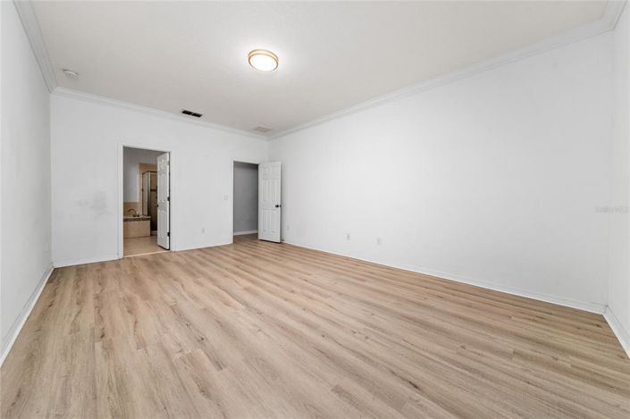 Image No.33-4 Bed House for sale