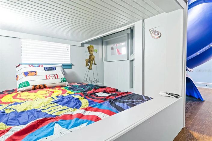 Image No.60-5 Bed House for sale