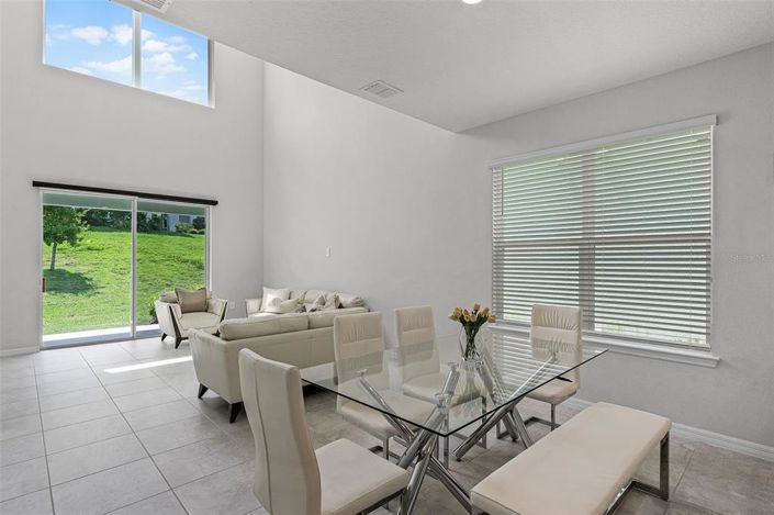 Image No.11-4 Bed House for sale