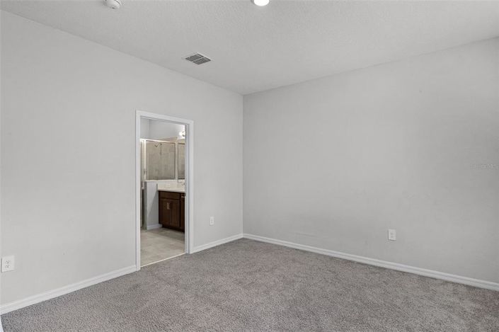 Image No.17-4 Bed House for sale