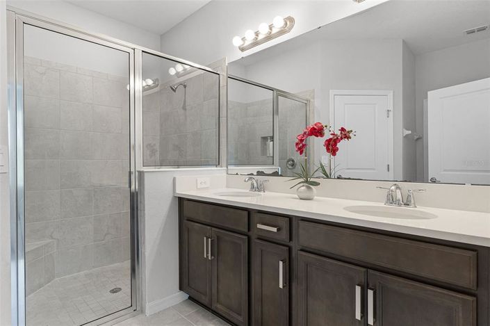 Image No.19-4 Bed House for sale