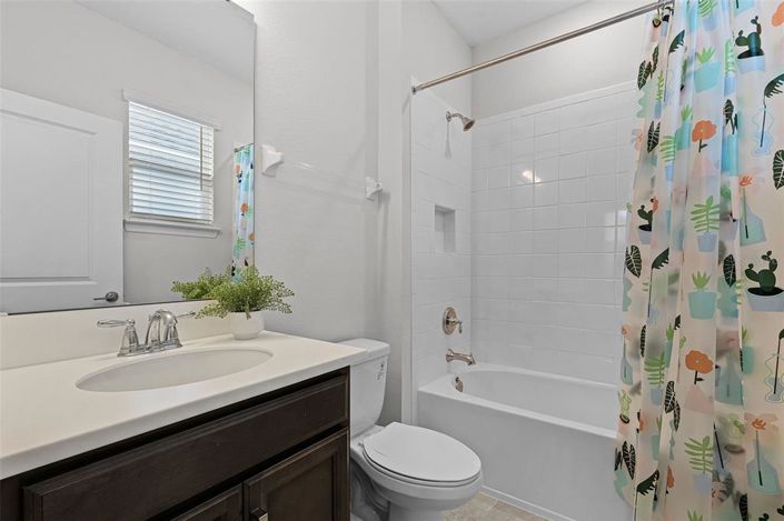 Image No.23-4 Bed House for sale