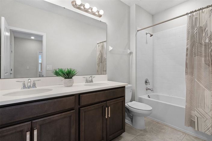 Image No.28-4 Bed House for sale