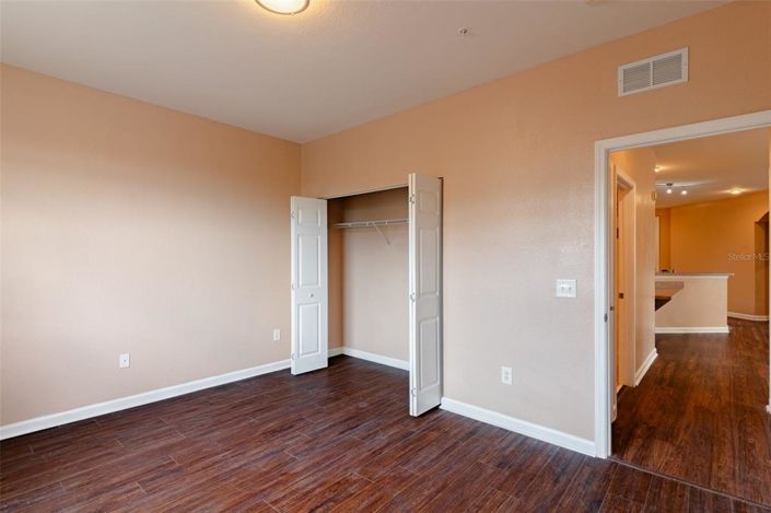 Image No.20-3 Bed Apartment for sale