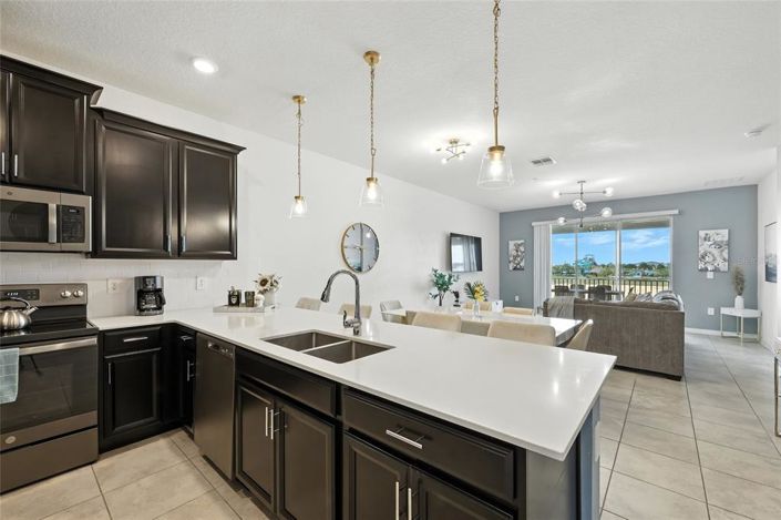 Image No.15-3 Bed Apartment for sale