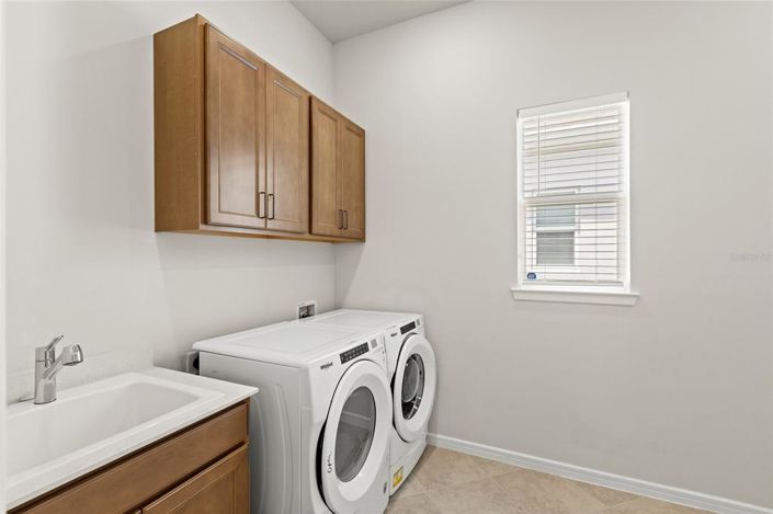 Image No.37-3 Bed House for sale