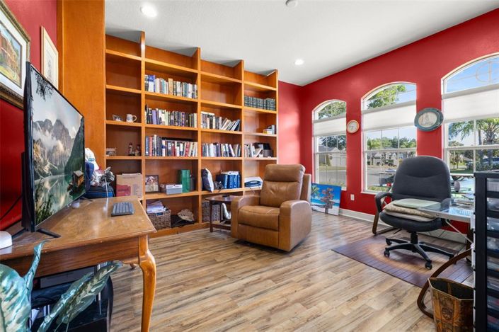 Image No.13-4 Bed House for sale