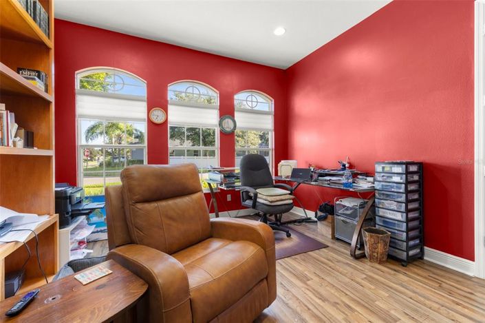 Image No.14-4 Bed House for sale