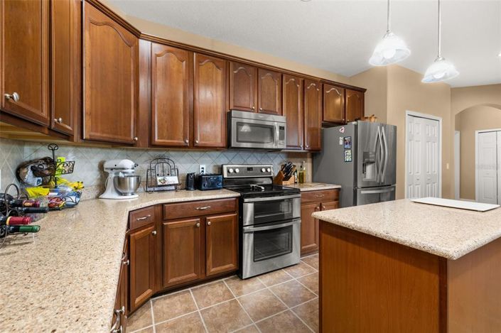 Image No.34-4 Bed House for sale