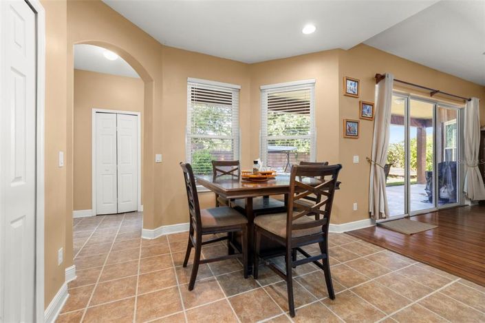 Image No.35-4 Bed House for sale