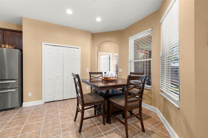 Image No.36-4 Bed House for sale