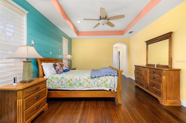 Image No.40-4 Bed House for sale