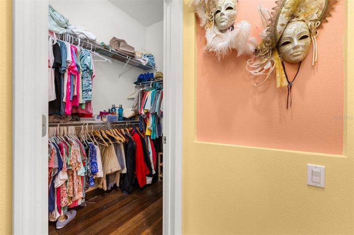 Image No.41-4 Bed House for sale