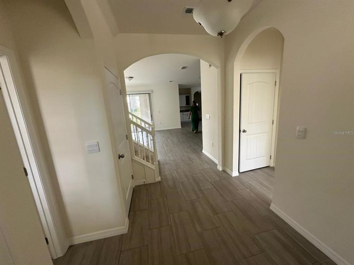 Image No.10-4 Bed House for sale