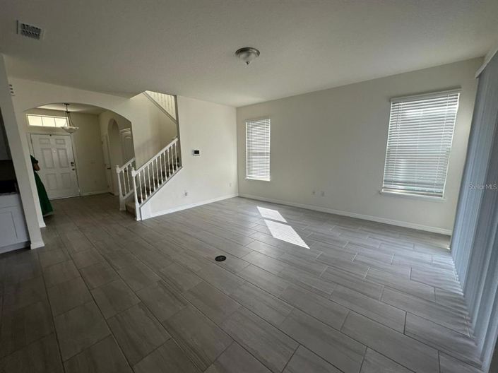 Image No.11-4 Bed House for sale