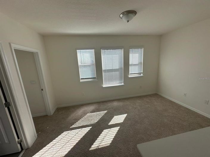 Image No.16-4 Bed House for sale