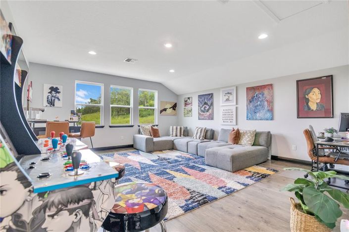 Image No.21-4 Bed House for sale