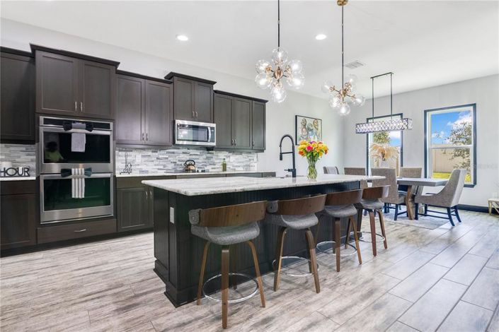 Image No.4-4 Bed House for sale