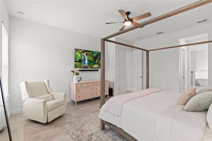 Image No.19-6 Bed House for sale