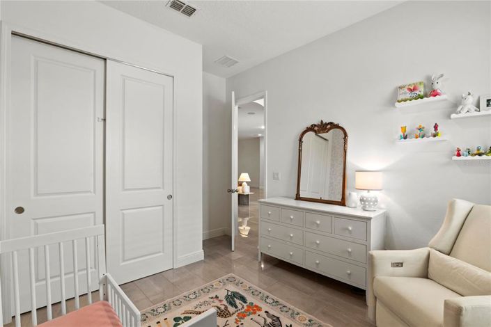 Image No.30-6 Bed House for sale